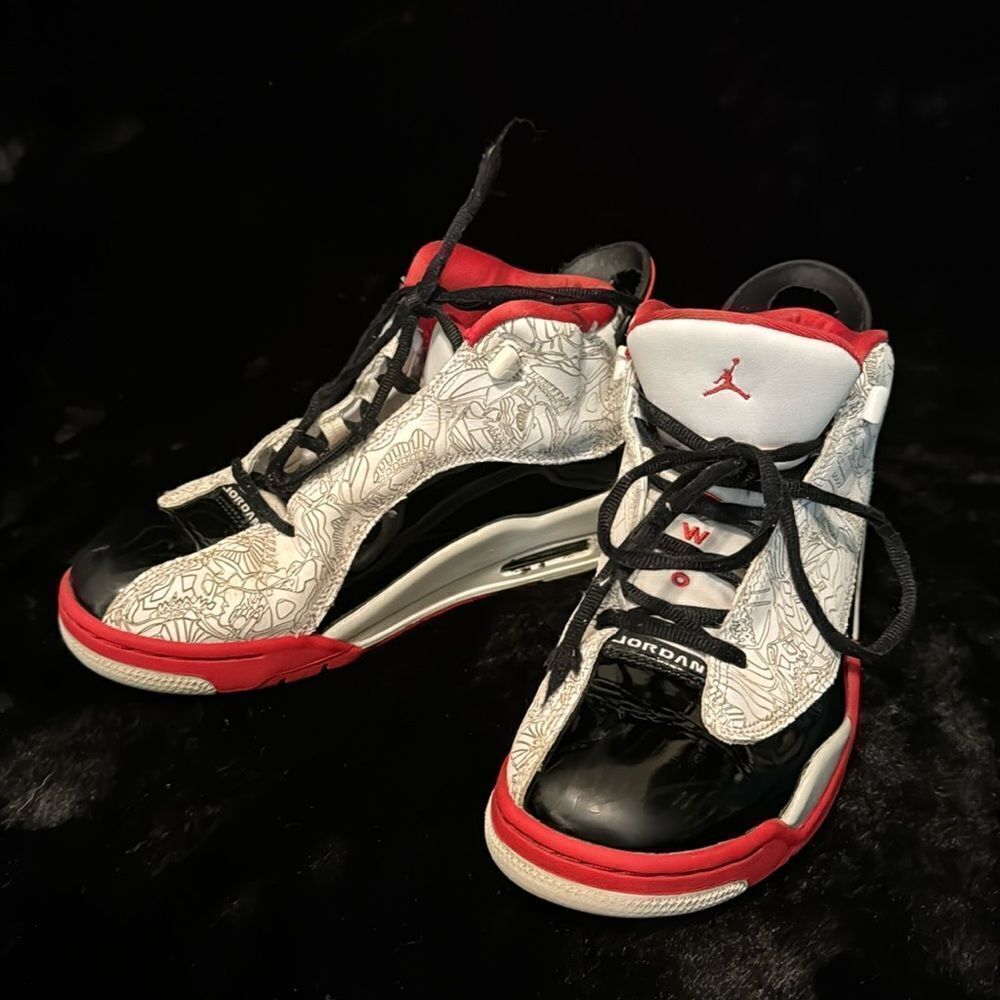 Youth Nike Air Jordan Sneakers ( 2022 )